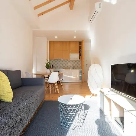 Apartment Tram 28 - Amazing Balcony View Of The Tagus River By Innkeeper