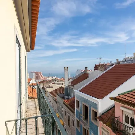 Tram 28 - Amazing Balcony View Of The Tagus River By Innkeeper Apartment Lisbon