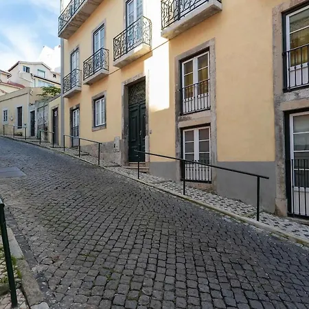 Tram 28 - Amazing Balcony View Of The Tagus River By Innkeeper Apartment