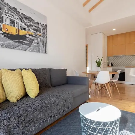 Apartment Tram 28 - Amazing Balcony View Of The Tagus River By Innkeeper Lisbon